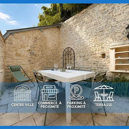 Casa de Férias Ecrin De - Maison De En Hypercentre De - Rénovée En 2026 Très Bien équipée Décoration Soignée Et Contemporaine Terrasse Aménagée 3 2 Wc 2 Salle D'eau - 3 Ventilateurs- Parking Gratuit à Proximité à 10 Mn Plages Du Débarqu Bayeux
